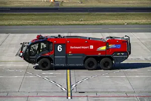Category Historic EN Prints: Dortmund Airport, DTM, apron, in front of the terminal