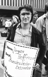 The Dortmund Regional Court's court hearing against train conductor Hans-Juergen Langmann was accompanied by