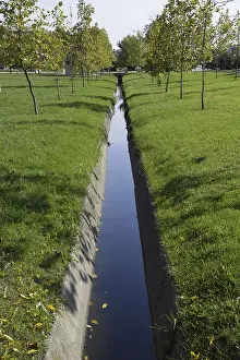 Drain drain for water. Autumn in the park