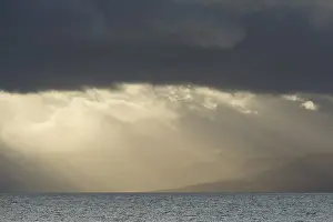Dramatic light mood, Isfjorden
