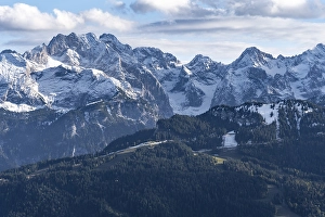 Dreitorspitze, mountains with snow