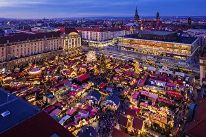 The Dresden Striezelmarkt, which has been held since 1434