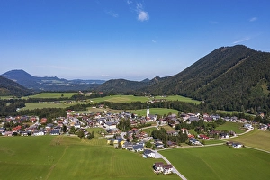Drone shot, Faistenau with Lidaunberg