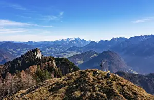Drone shot, view from Schwarzer Berg to Gschirrwand Lammertal and Dachstein massif