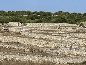 Dry stone walls, natural stone