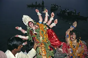 Durga Puja, jal pravah immersion of idol of maa durga at Yamuna