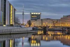 Dusk on the Spree in Berlin with the TV tower in the background