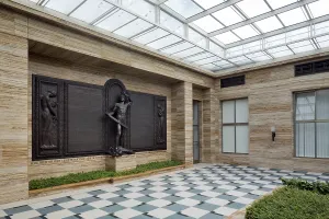 Dusseldorf, Henkel-Werke, atrium and entrance hall of the headquarters<br> D?sseldorf