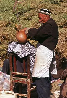 The earliest mention of Kashgar occurs when a Chinese Han Dynasty (206 BCE - 220 CE)