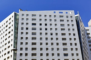 Edificio Gil Eanes apartment building