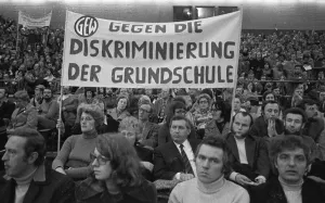 The Education and Science Union (GEW) demonstrated for an improvement of education in Cologne