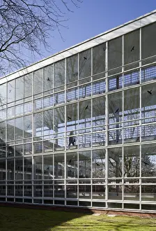 Egon Eiermann 1951-56, glass connecting corridor between administration building and warehouse tower block