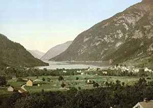 Eide Hardanger from the south, Hardangerfjord