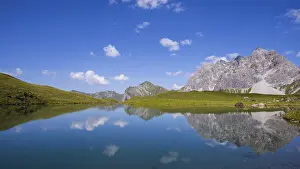 Category Mountain Landscapes Prints: Eissee, Oytal, behind it Grosser Wilder