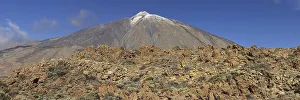 El Teide National Park, behind it Pico del Teide