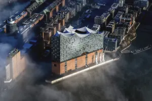 Elbe Philharmonic Hall, Seenebel