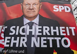 Election poster of the SPD for the federal election on 23 February 2025 with a portrait of Federal Chancellor Olaf