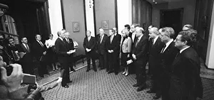 Election, swearing-in and presentation of the Schmidt Cabinet on 05