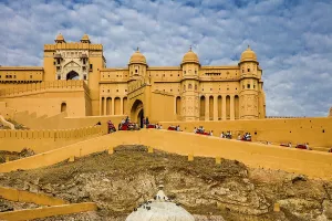 On the back of elephants to Amber Fort