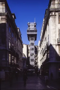 Elevador de Santa Justa frontal in a narrow old town street