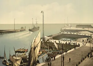 Entrance to the harbour, Le Havre