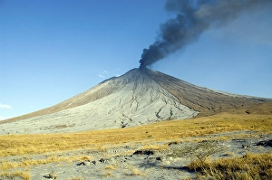 Eruption of Ol Doinyo Lengai volcano in 2007