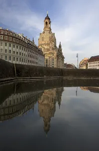 Evening mood in the town centre of Dresden with Frauenkirche
