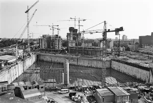 Excavation pit in March 1996, Potsdamer Platz