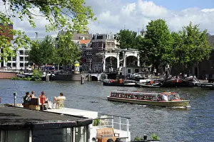 Excursion boat, houseboat with roof terrace