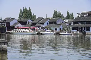 Excursion to Zhujiajiao water village