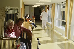 Exemplary care in old people's homes