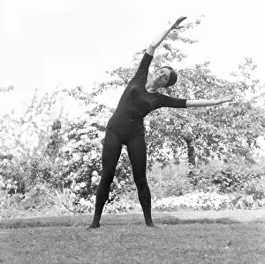 Exercise 60 years ago, demonstrated here in Dortmund in 1966 with Hella gymnastics in a park