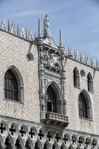 Exterior facade and balcony of the Doge's Palace