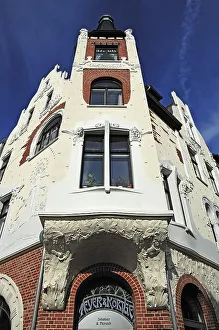 Facade and bay window with Art Nouveau ornaments of a house around 1900