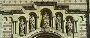 Facade and cobbled square of the famous UNESCO world heritage Speyer Cathedral