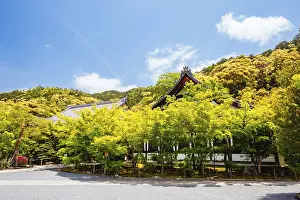 The famous Eikando temple (Eikan-do) on a warm spring day in Kyoto