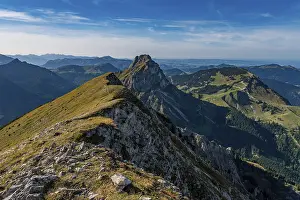 Fantastic autumn mountain tour to the Aggenstein and Brentenjoch in the beautiful Tannheimer Tal Austria