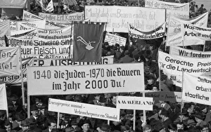 Farmers unions demonstrated for higher income prices in Bonn