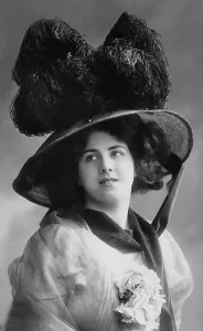 Fashion, hat fashion, woman with big hat