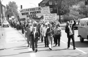 Fear of losing their jobs due to the merger of Hoesch AG with the Dutch steel company Hoogovens drove the steelworkers