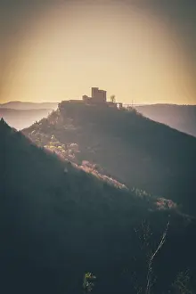 Felsenburg Dahn, in the evening and in the fog