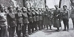 Female battalion reviewed by the general Polovtzef