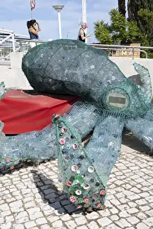 Figure of an octopus, filled with PET bottles