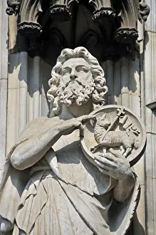 Figure of a saint on the west facade of the Koelner Dom