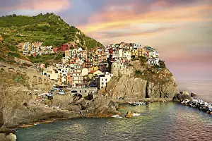 Fishing port of Manarola in the evening