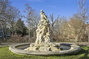 Flood Fountain, Perelsplatz, Friedenau