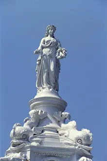 Top of Flora Fountain now called Hutatma Chowk