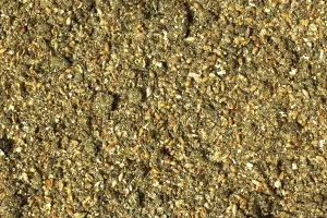 Fodder blends for animals with wheat