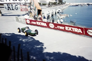 Formula 1 Monaco Grand Prix 1961, Jim Clark in the corner of the Lotus Climax tobacco kiosk