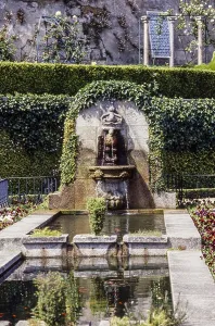 Fountain complex in the Jardim do Palacio de Cristal in Porto